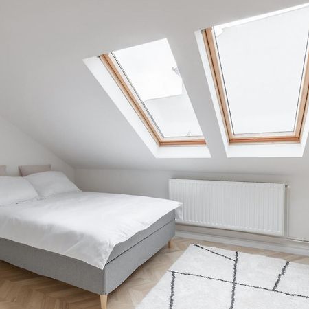 Apartament Ultra-Central Premium Cu Parcare Gratuita Pe Malul Crisului オラデア エクステリア 写真