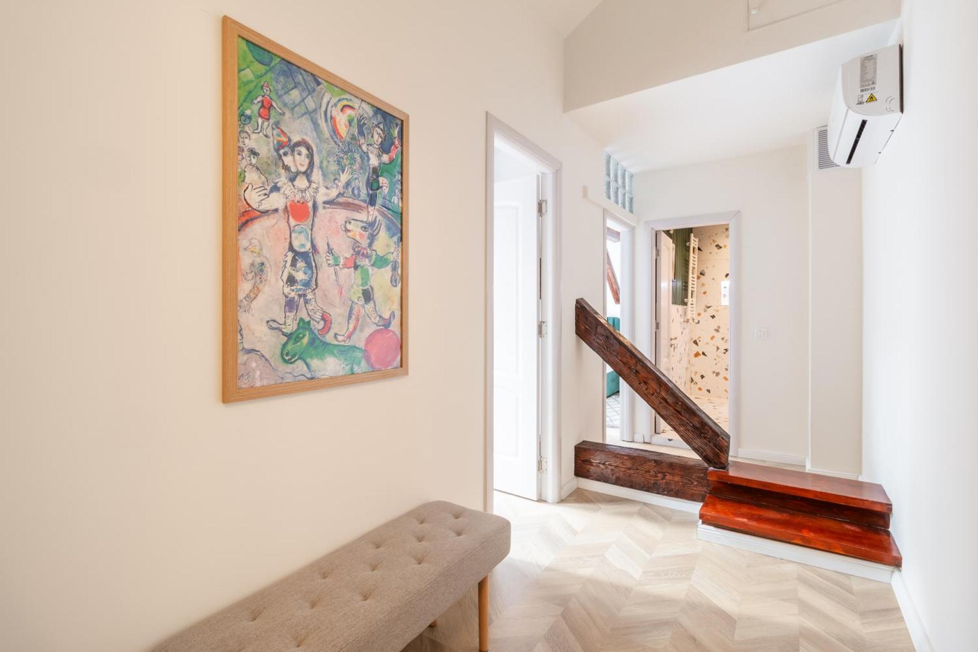 Apartament Ultra-Central Premium Cu Parcare Gratuita Pe Malul Crisului オラデア エクステリア 写真
